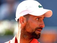 爱游戏平台官方官网-德约科维奇在比赛中受伤退赛，梅西主帅表示担忧